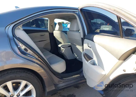 2012 Lexus Es 350 z USA, uszkodzony, nr VIN JTHBK1EG4C2486852